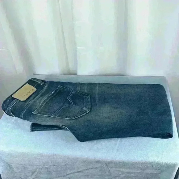 🔥 Diesel Jeans 🔥 - Picture 1 of 12